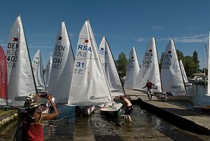No wind for OK dinghies